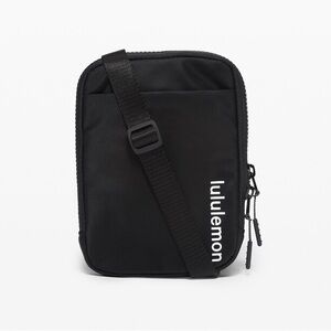 Lululemon Easy Access Crossbody Bag in Black